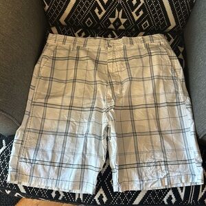 $6 bundled - 🆕 Wrangler short
